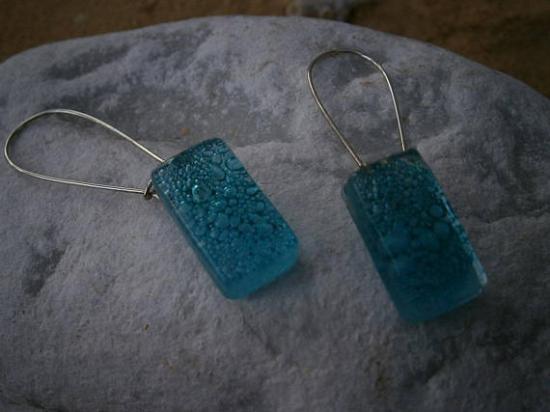 Boucles d'oreilles en verre fusing bleu turquoise